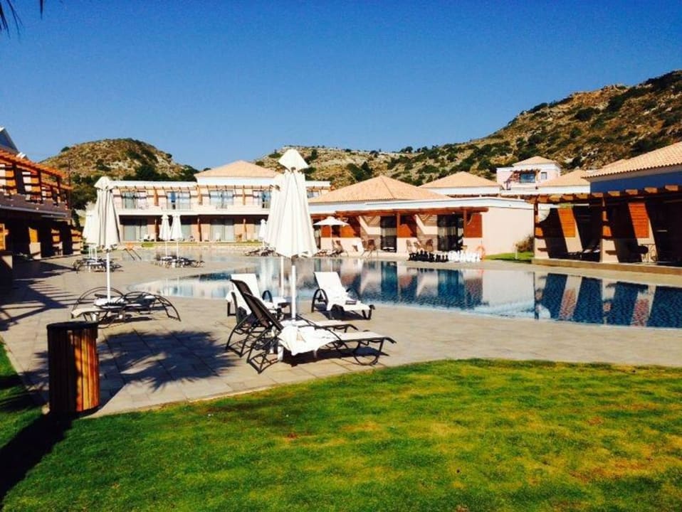 Pool Bereich La Marquise Luxury Resort Complex