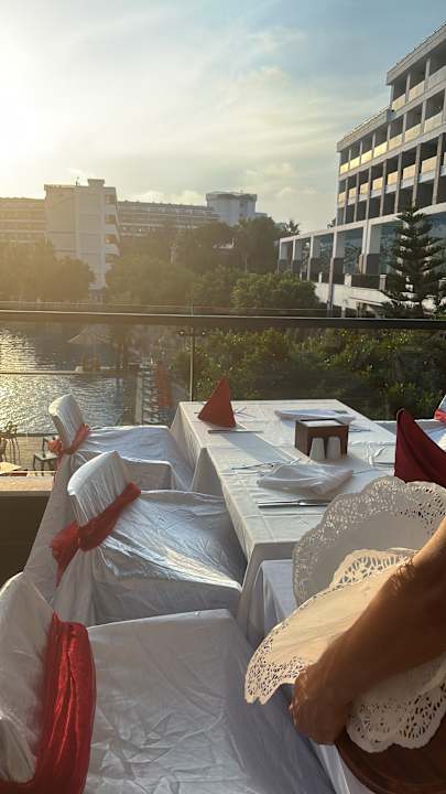 Gastro Seaden Valentine Resort & Spa
