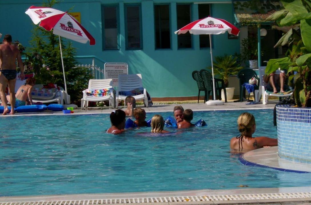 Pool Hotel Zefir Beach