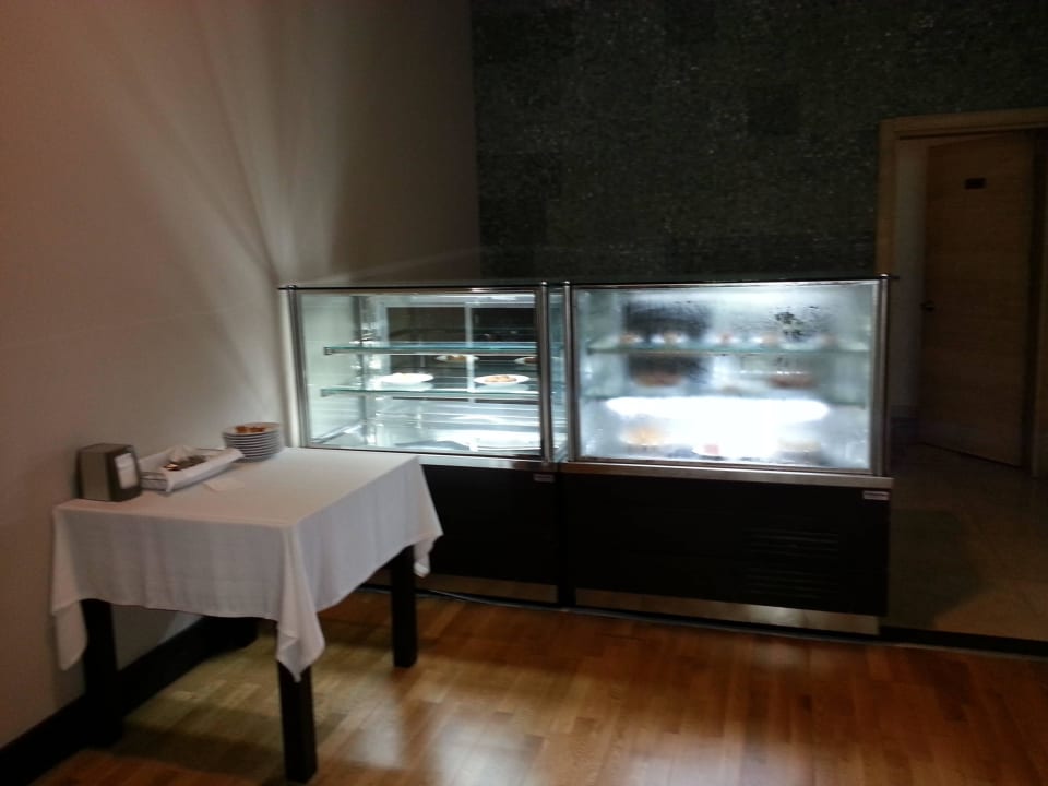 Patisserie Melas Holiday Village