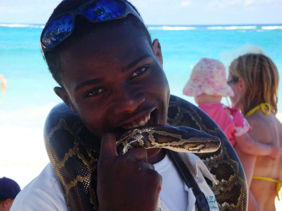 Fotograf mit Schlange Grand Palladium Select Bávaro Resort & Spa