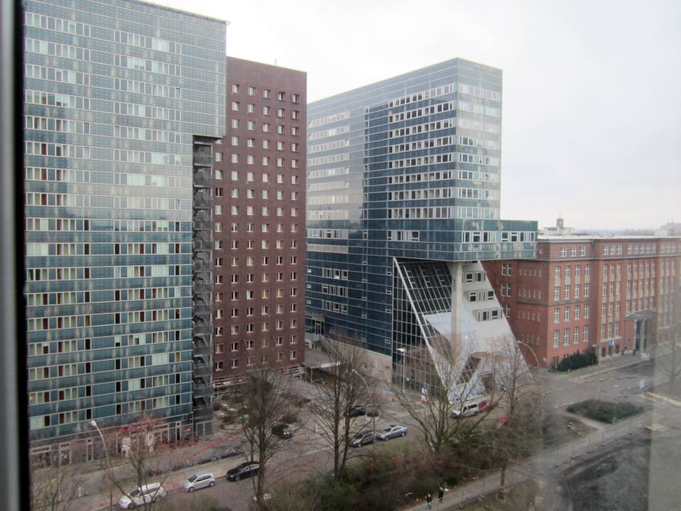 Vom Fenster aus Motel One Hamburg-Alster