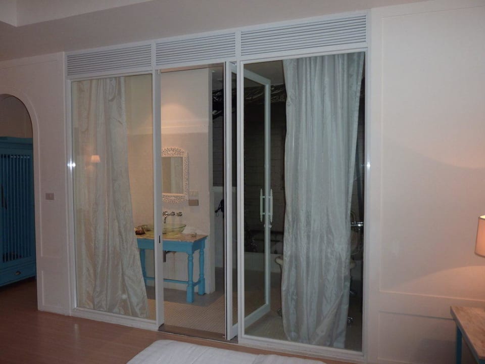 Bad Zimmer Deluxe Kategorie Hotel The Heritage Baan Silom