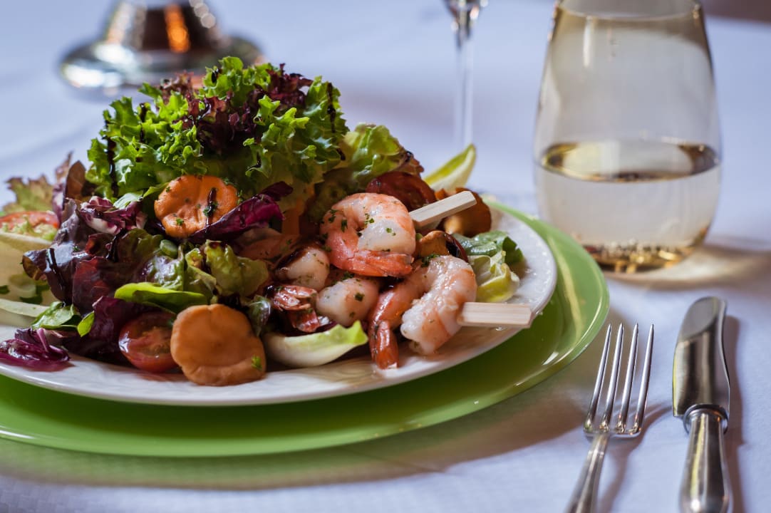 Salat mit Scampi à la LindenHof LandHaus Zum LindenHof