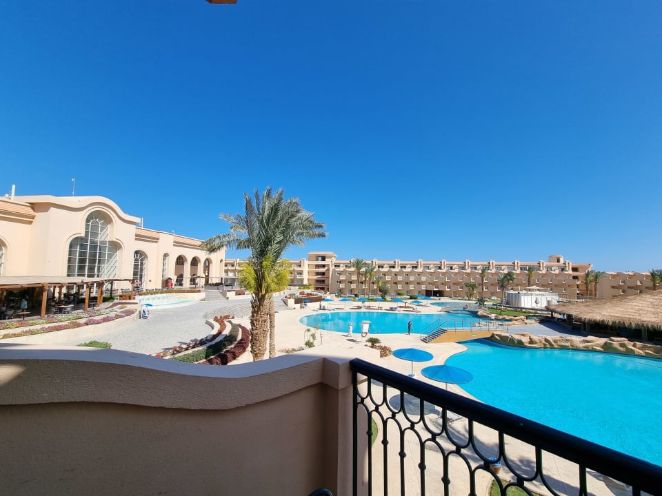 Ausblick Pyramisa Beach Resort Sahl Hasheesh