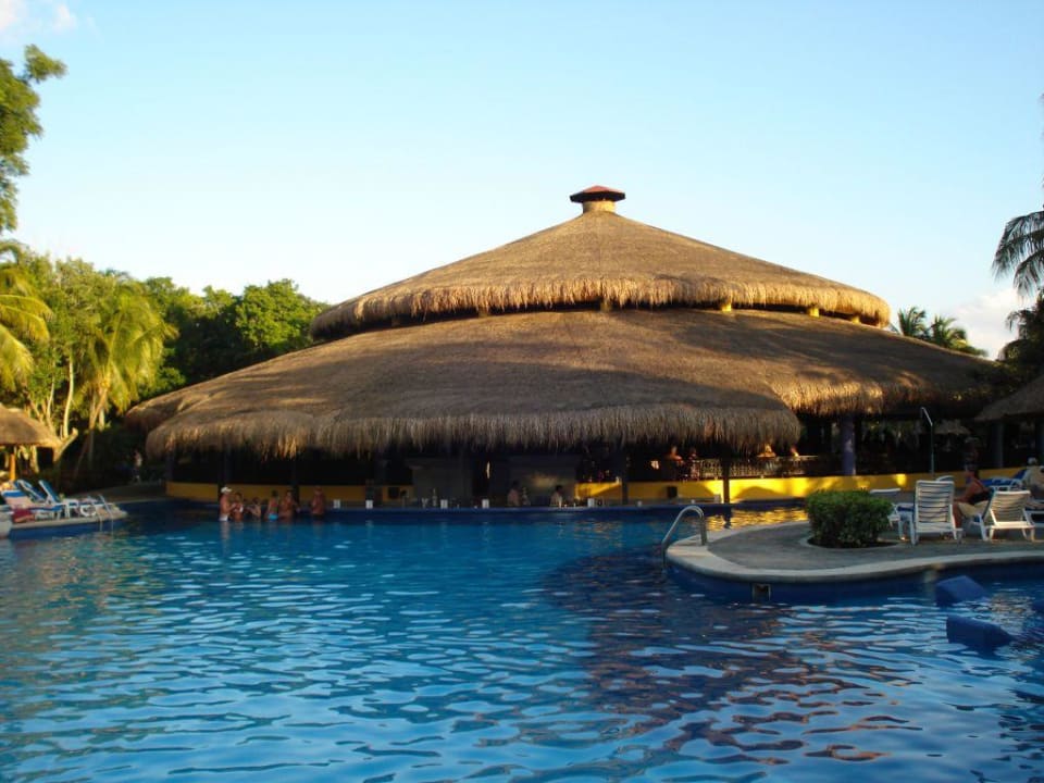 Pool Hotel Riu Tequila