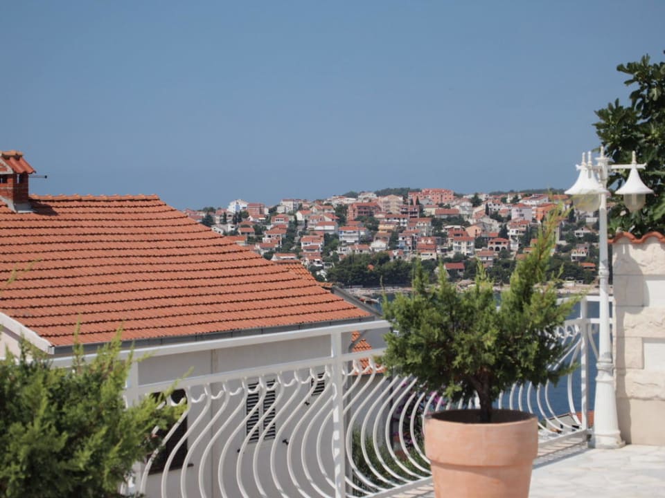 Ein Ausblick von unserer Terrasse Haus Branka