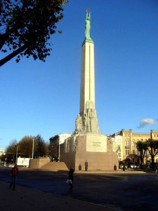 Freiheitsdenkmal Hestia Hotel Jugend
