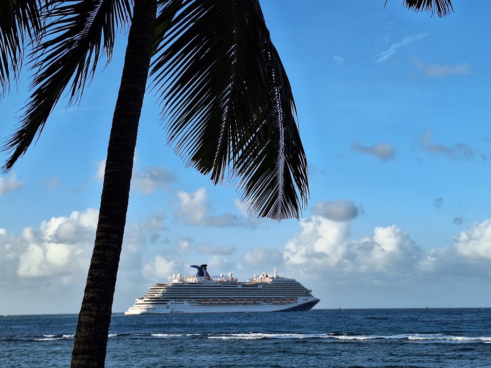 Strand Playabachata Hotel