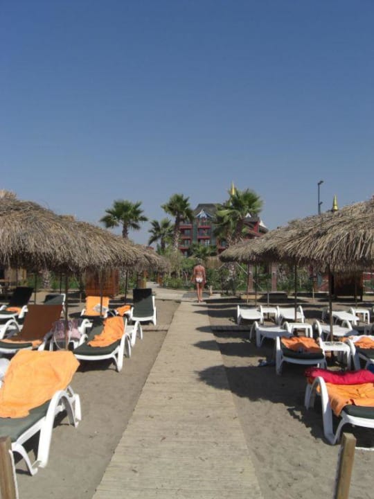 Blick vom Strand zum Hotel Siam Elegance Hotels & Spa