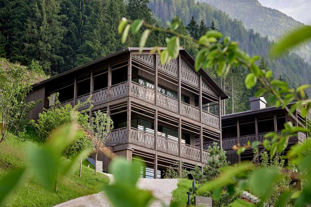 Außenansicht AMONTI Chalets
