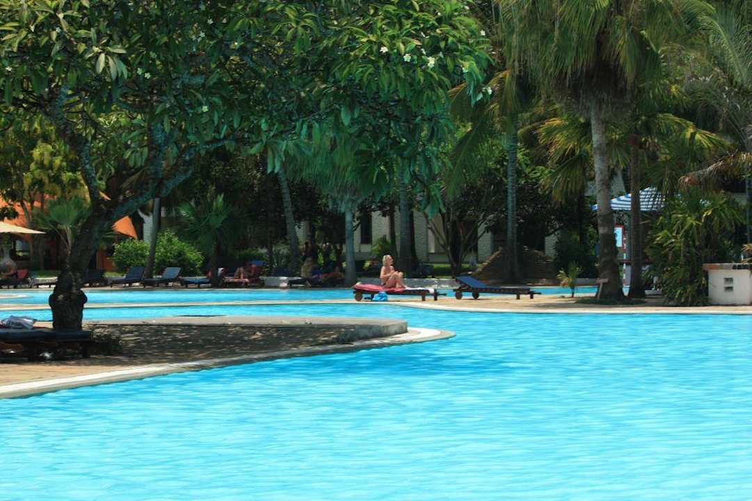 Hotelowy basen Hotel Southern Palms Beach Resort