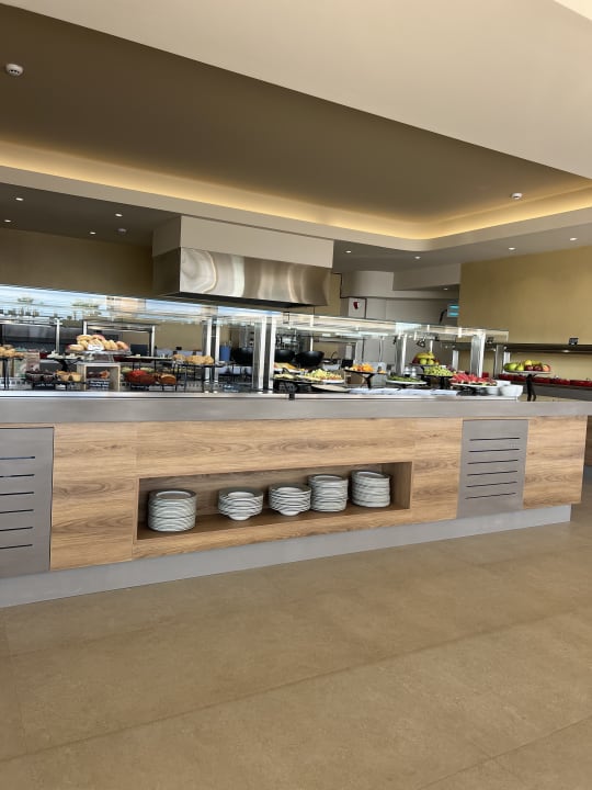 Gastro Ventale Island Breeze Resort