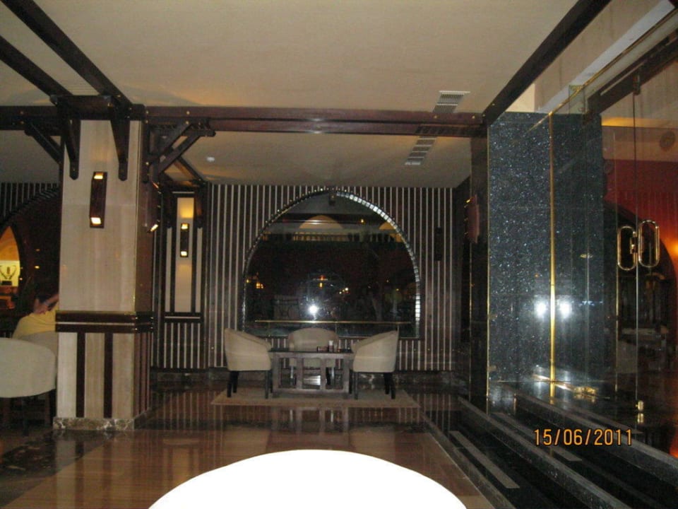 Die Cafe Bar, die 24 Stunden geöffnet hat Pickalbatros Alf Leila Wa Leila Resort - Neverland Hurghada