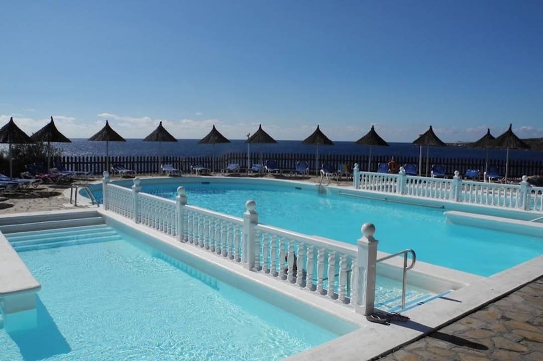 Kleiner Pool zur Meerseite Melia La Palma Hotel