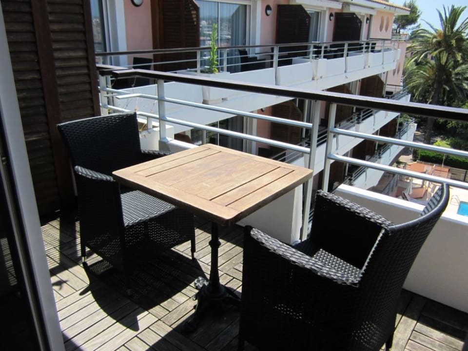 Terrasse chambre double Park & Suites Hotel Elegance Le Cannet