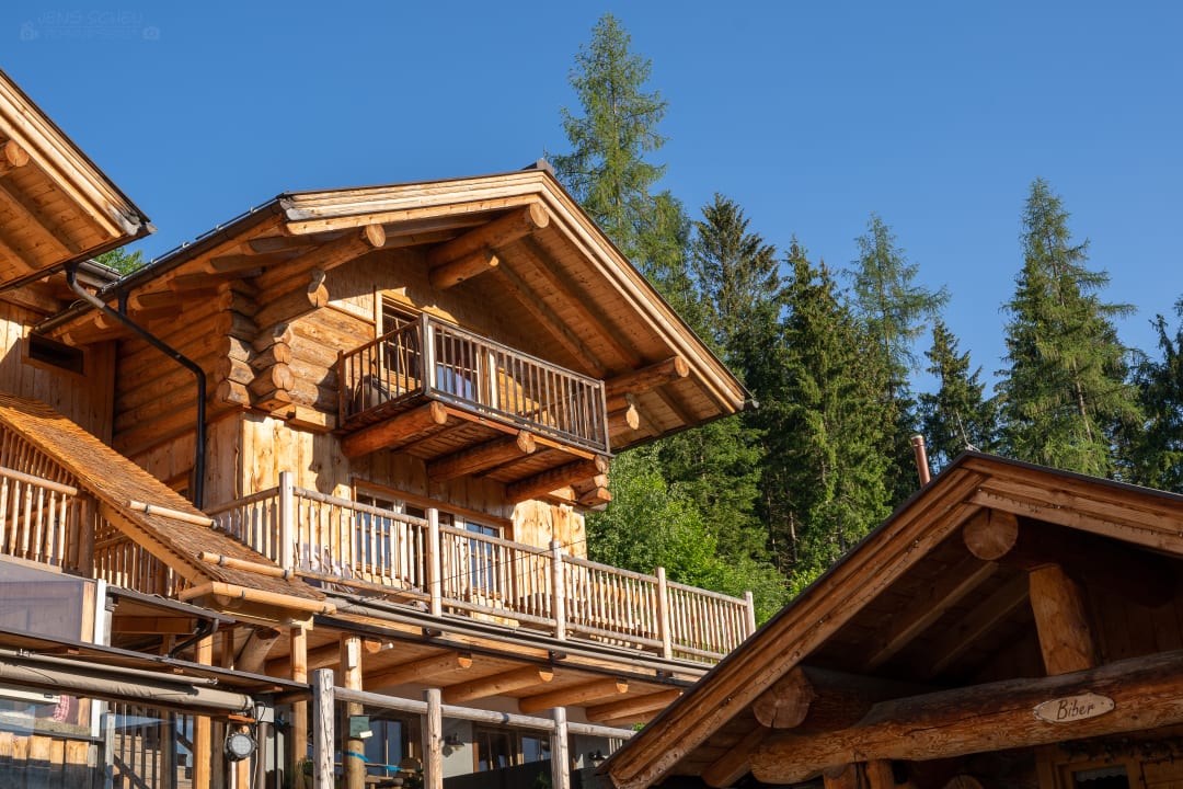 Außenansicht Hüttendorf Maria Alm