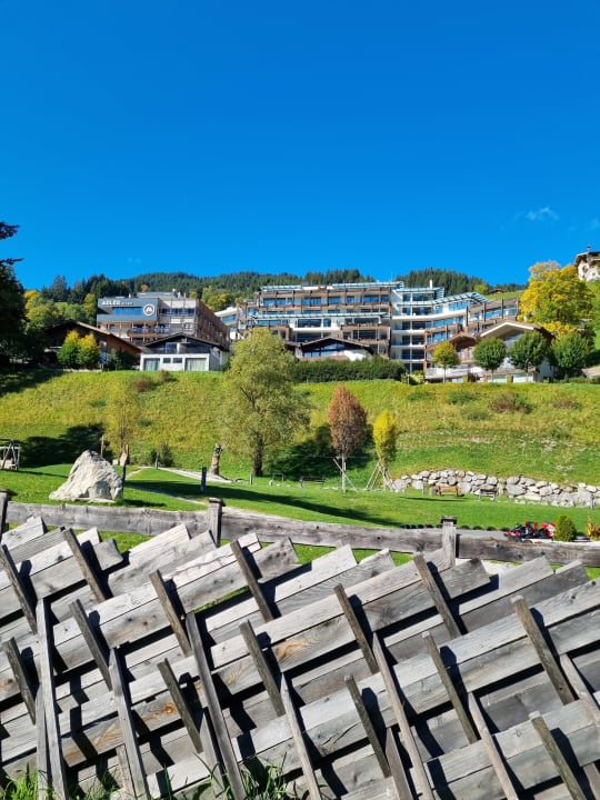 Außenansicht Adler Resort