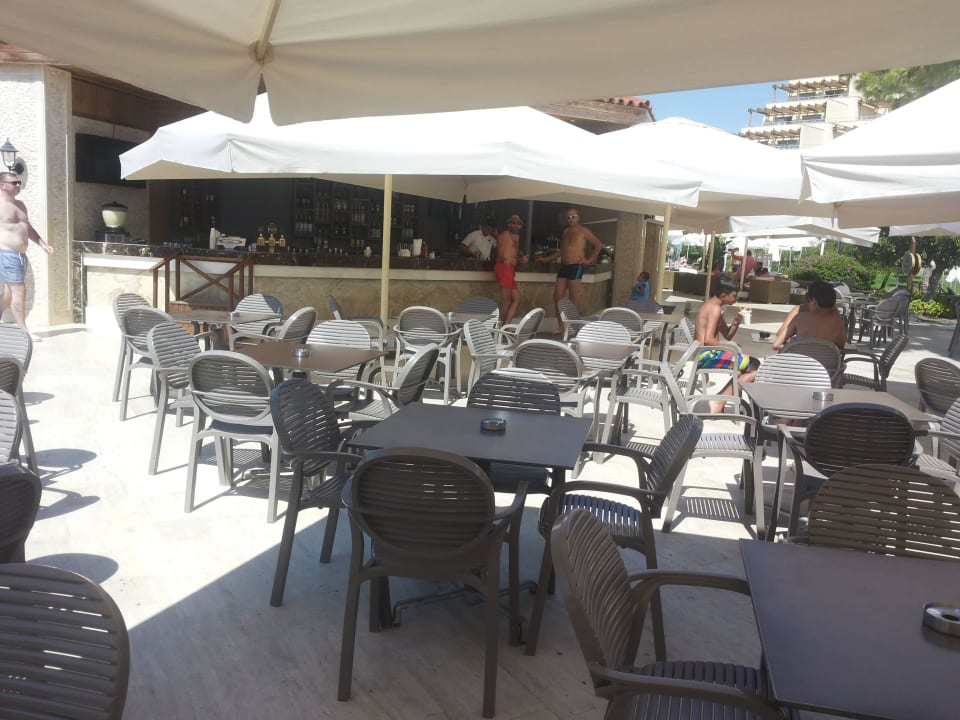 Meet point Bellis Deluxe Hotel