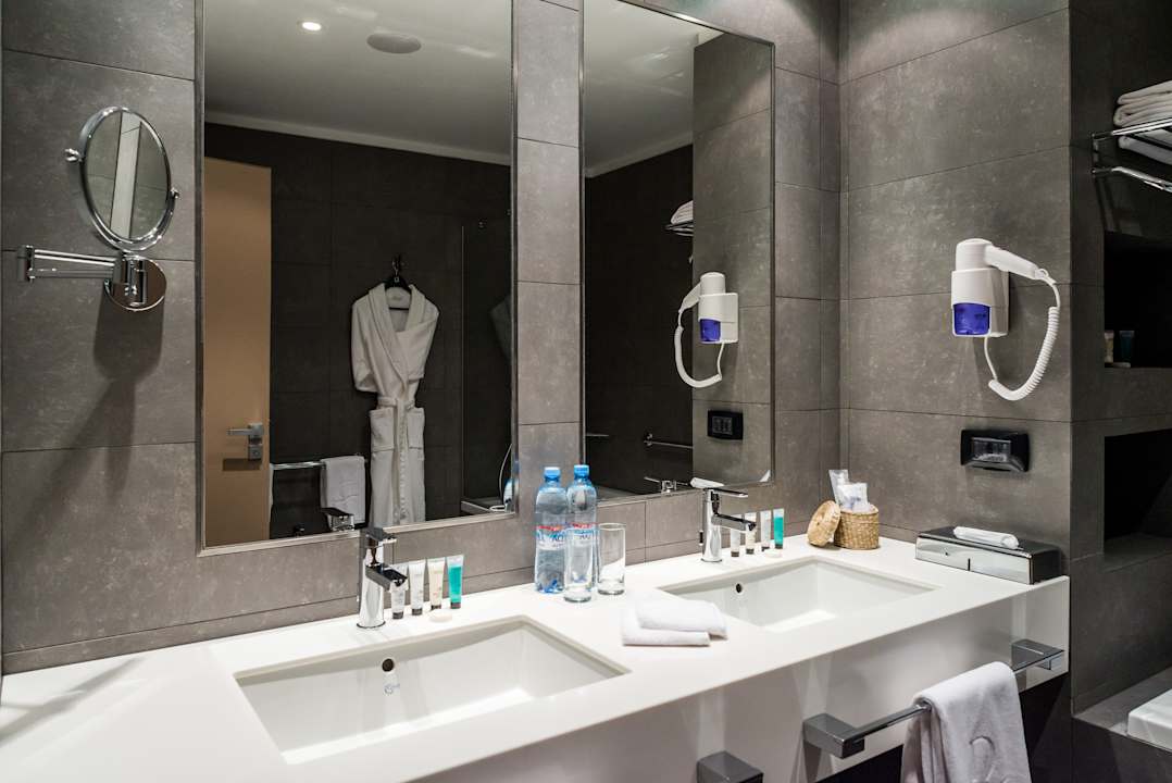 Zimmer Domina Hotel Novosibirsk