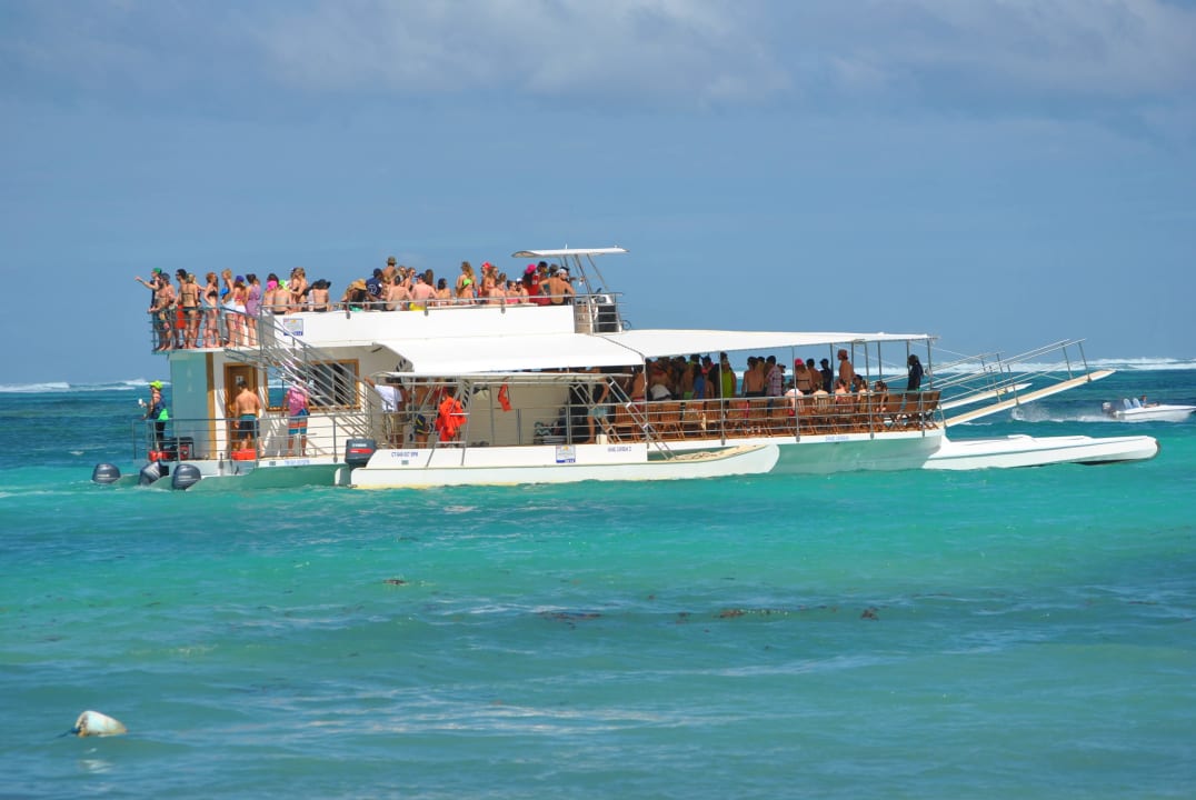 Das war täglich laut Villas Bavaro Resort & Spa