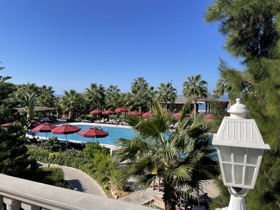 Pool Justiniano Deluxe Resort