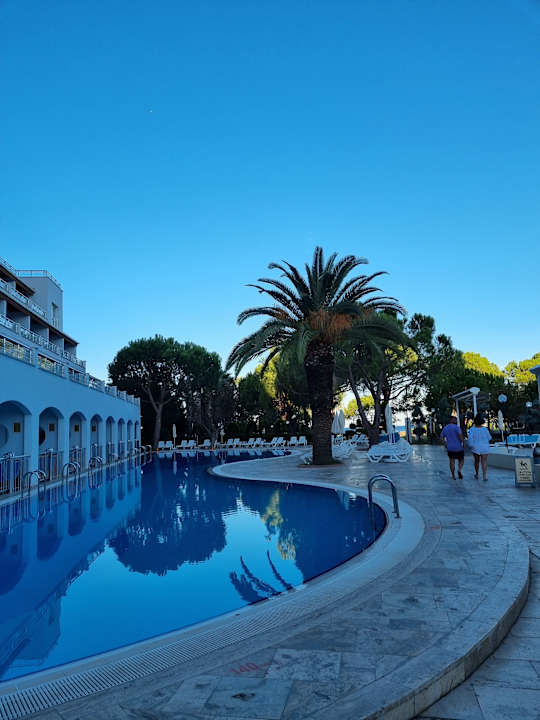 Pool Batihan Beach Resort & Spa