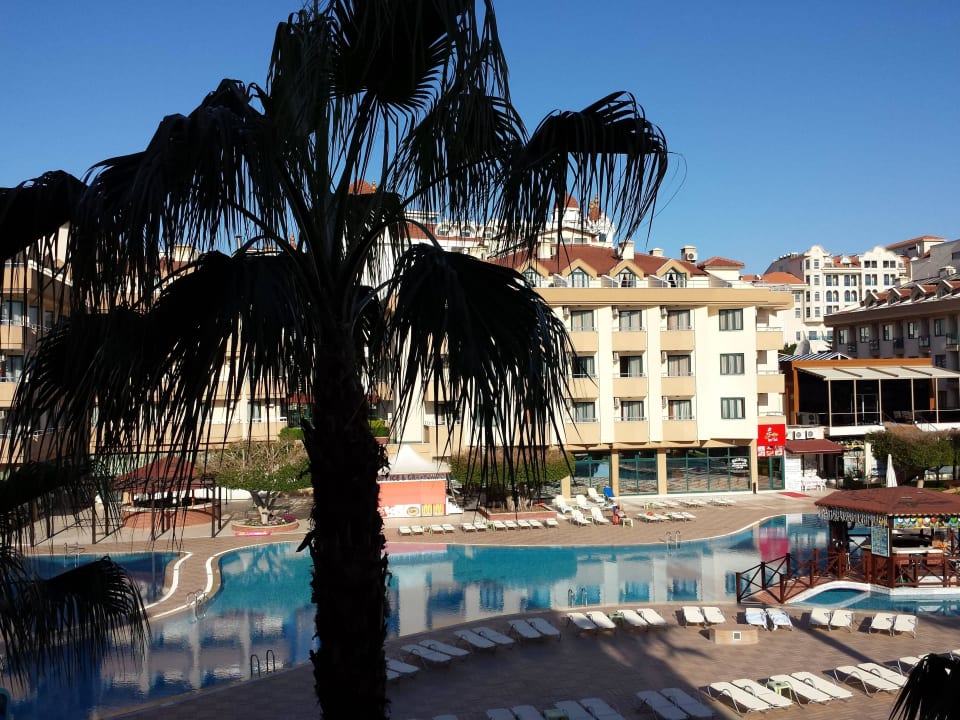 Pool Grand Seker Hotel