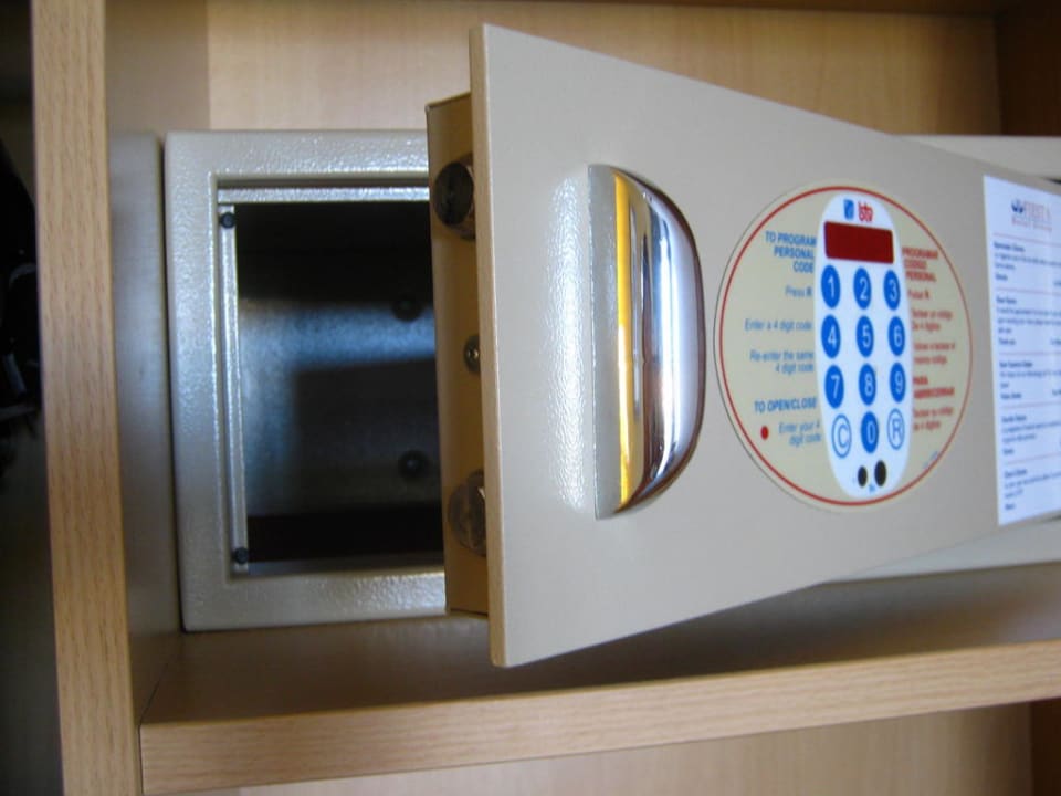 Safe, Zimmer 4207, 2. Etage Grand Palladium White Island Resort & Spa