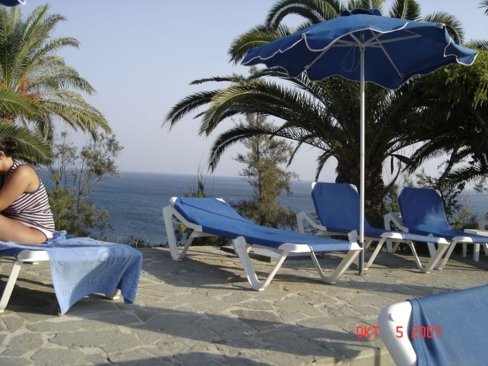 Blick vom Pool Rodos Princess Beach Hotel & Spa