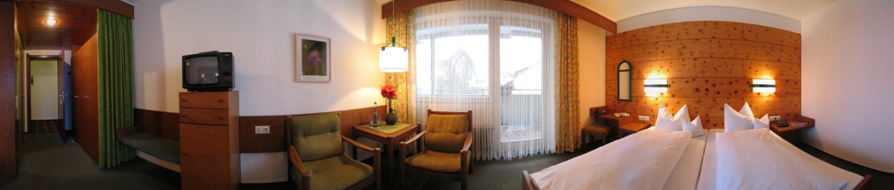 Wohnbeisoiel Hotel Mönchs Lamm