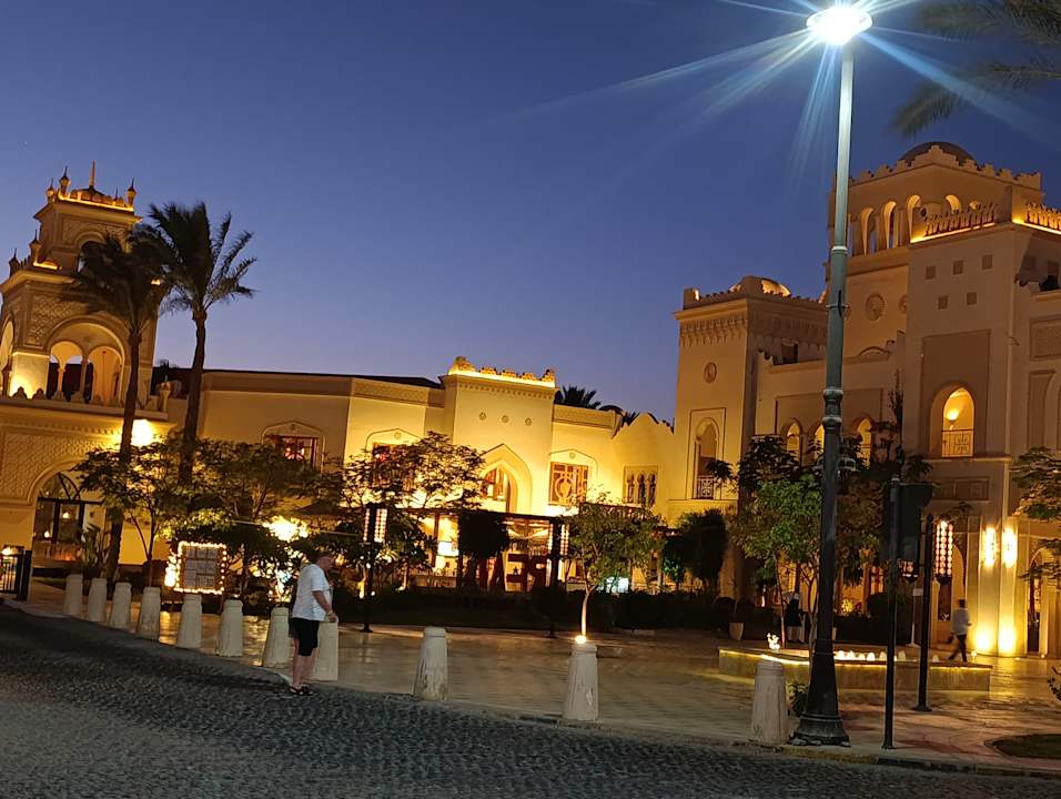Außenansicht The Grand Hotel Hurghada