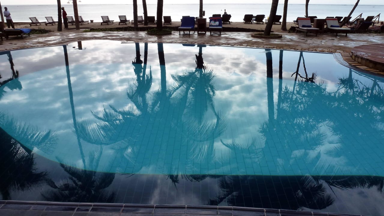 Pool Sultan Sands Island Resort & Spa