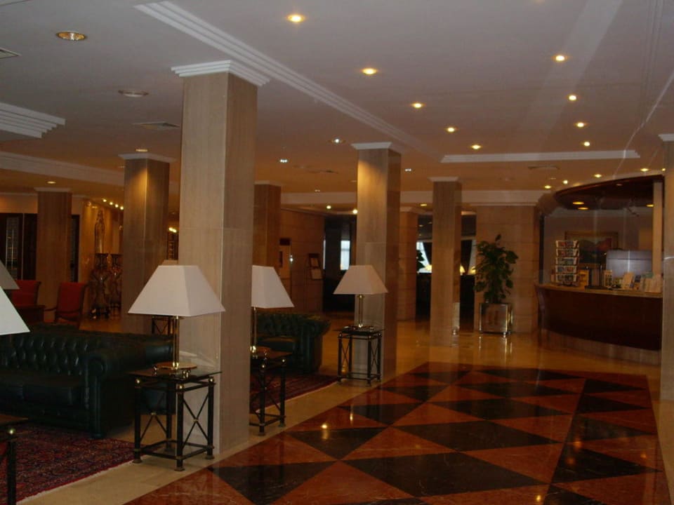 Lobby und Rezeption des Hotels Hipotels Flamenco