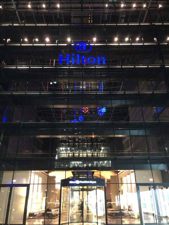 Lobby Hilton Frankfurt Airport