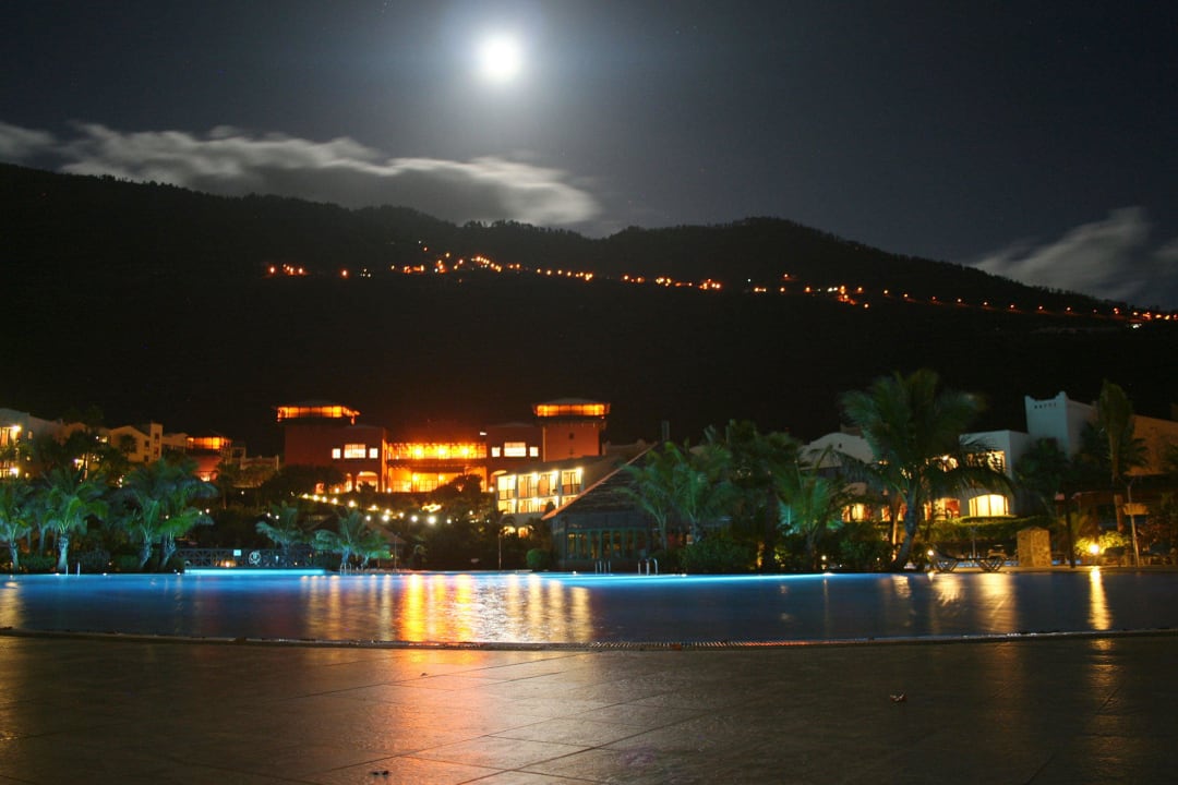 Blick auf das Hauptgebäude La Palma Princess