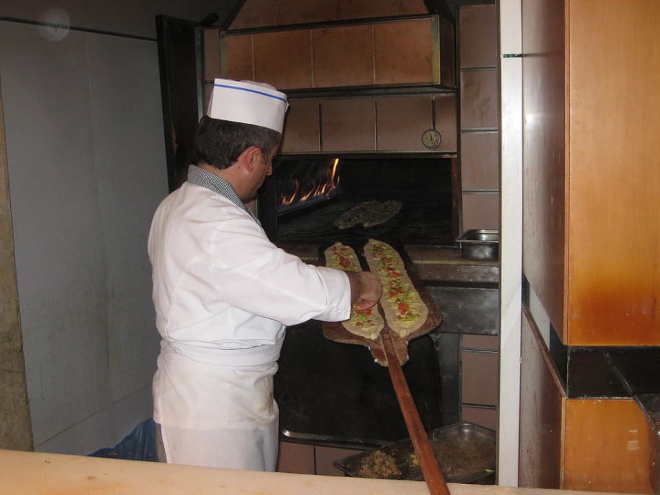 Frisches Pizzabrot Limak Limra Hotel & Resort