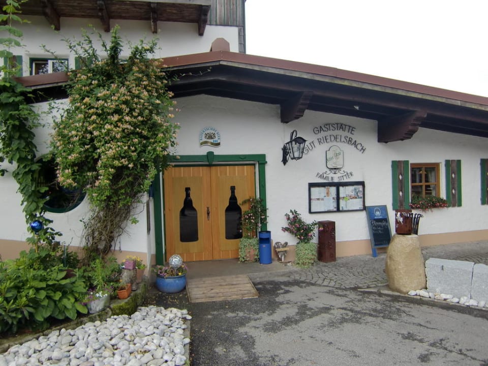 Eingangsbereich 1. Bier & Wohlfühlhotel Gut Riedelsbach