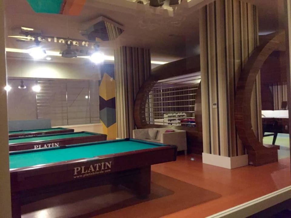 Überteuerte Spielhalle Kirman Belazur Resort & Spa