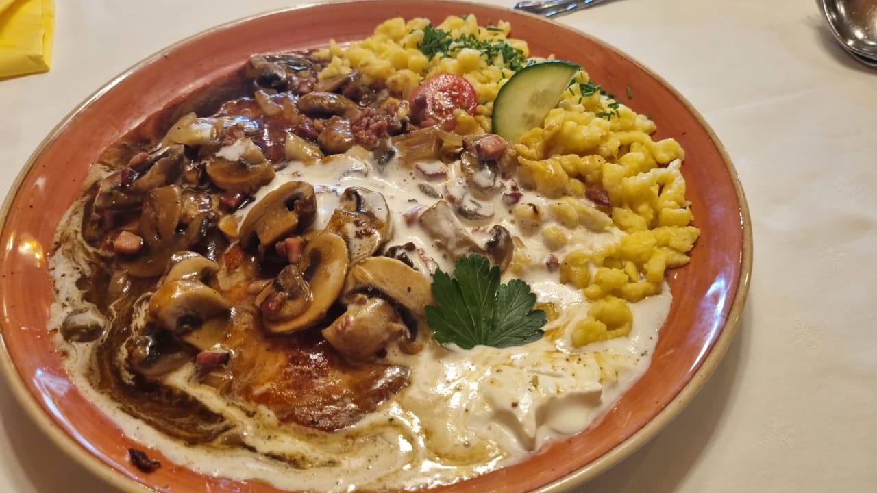 Gastro Hotel-Gasthof Goldenes Lamm