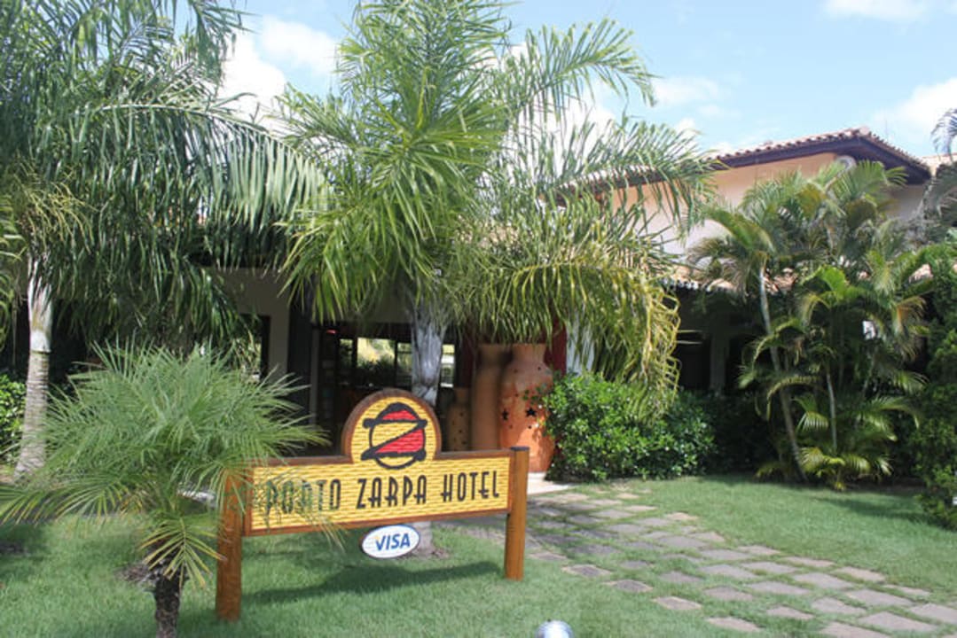 Hoteleingang Hotel Porto Zarpa