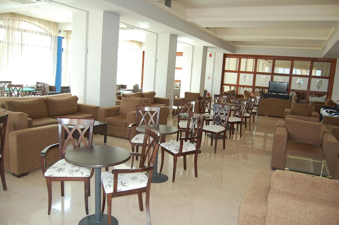 Bar Kresten Palace Hotel