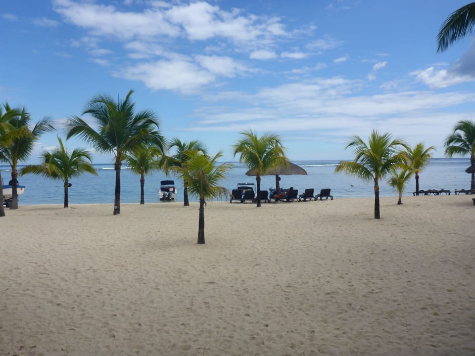 Schöner, langer Strand Victoria Beachcomber Resort & Spa