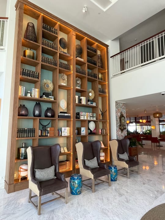 Lobby Hotel Fariones