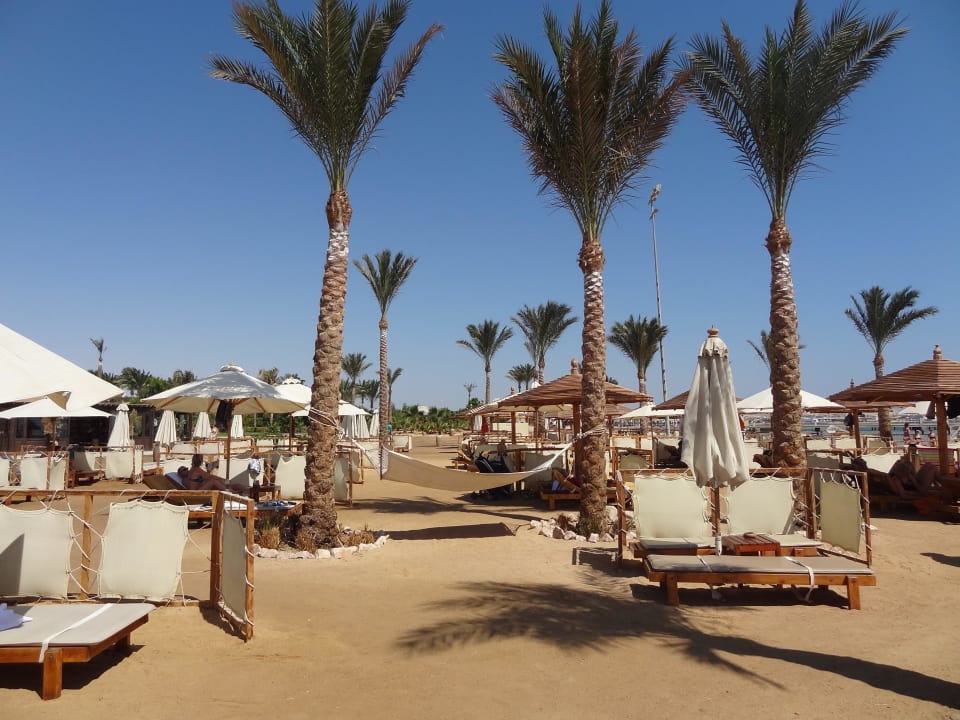 Gepflegter Strand Steigenberger ALDAU Beach Hotel