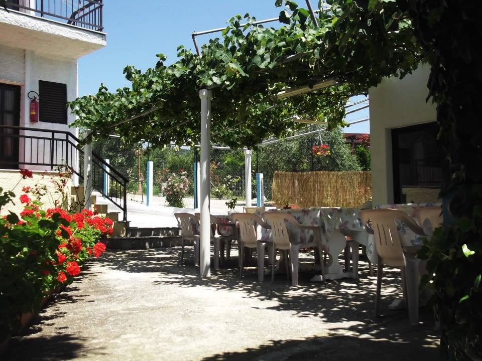 Garten und Küche Gorgona Rooms