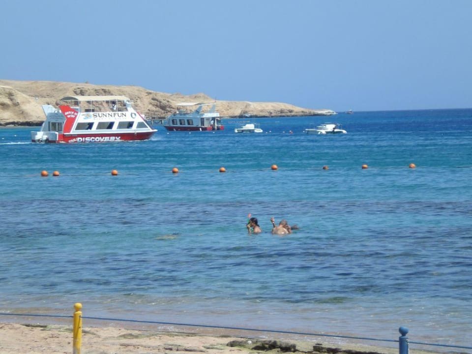Blick von der Liege auf´s Meer Novotel Sharm El Sheikh