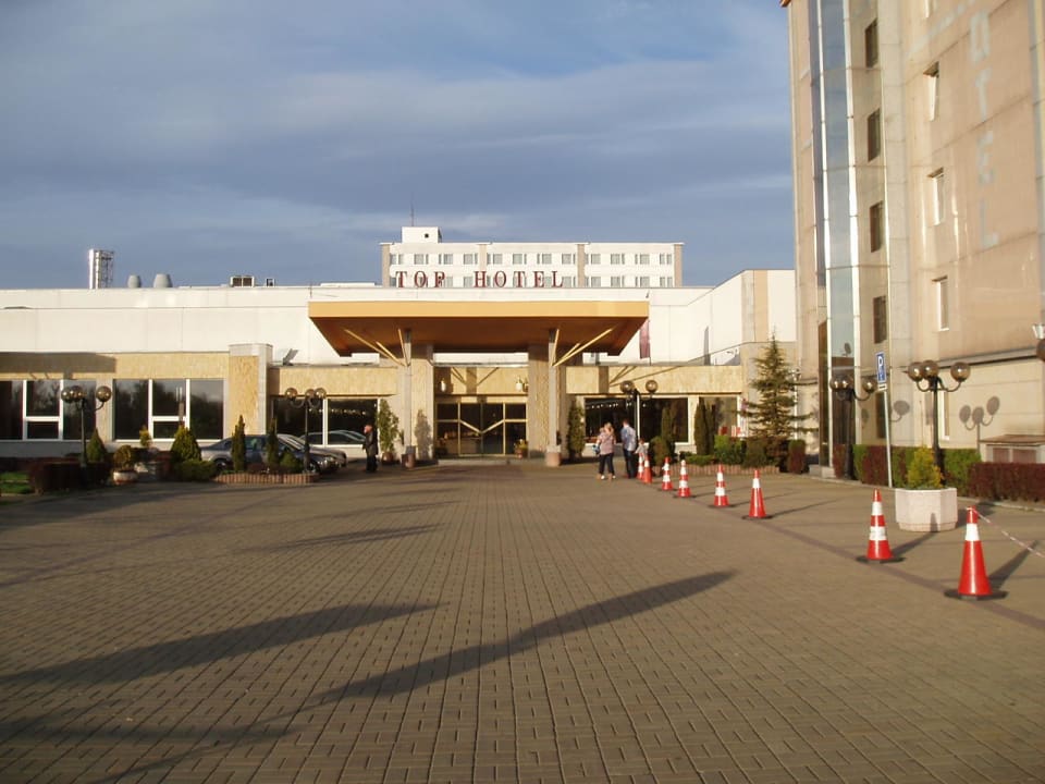 Haupteingang Top Hotel Praha