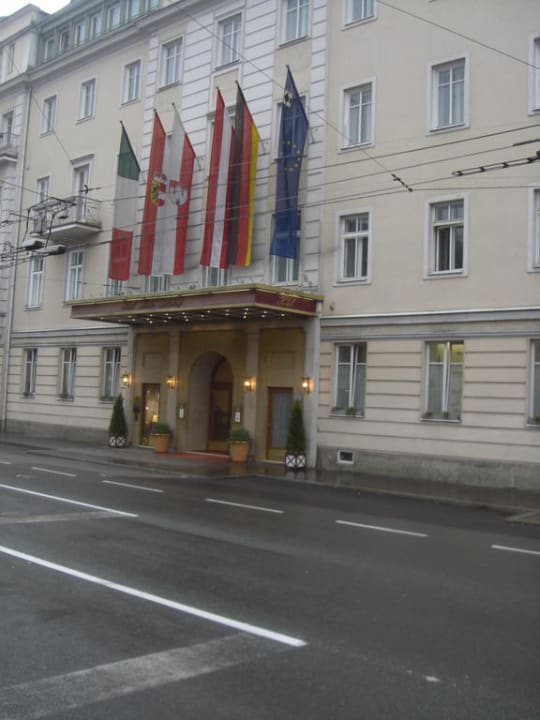 Eingang des Hotel Sacher! Hotel Sacher