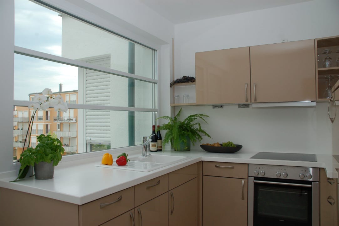 Hochwertige, komplett ausgestattete Küche BTT Serviced Apartments